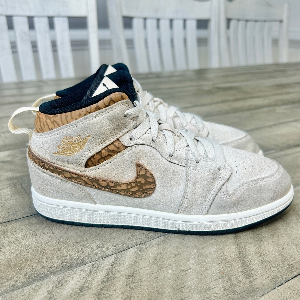 Nike Air Jordan 1 Mid SE Shoes "Brown Elephant" Kids Size 3Y